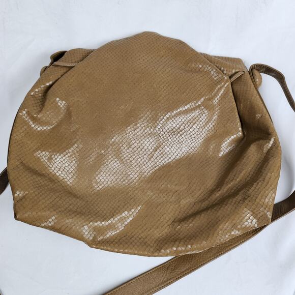 Carlos Falchi Vintage 70s/80s Tan Caramel Reptile Leather Butterfly Crossbody - Picture 4 of 10